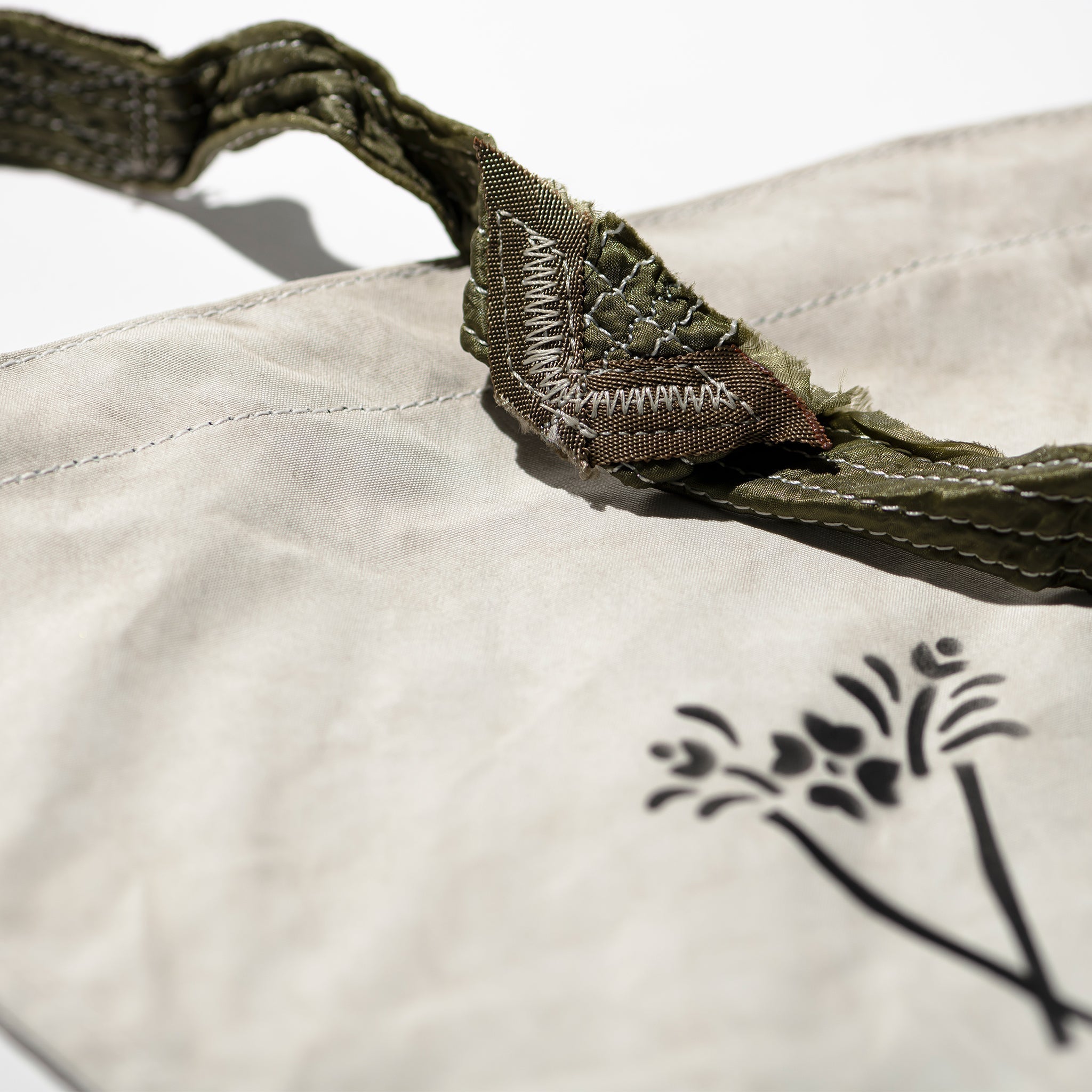BOUQUET CARRIER / SNOW JACKET FABRIC